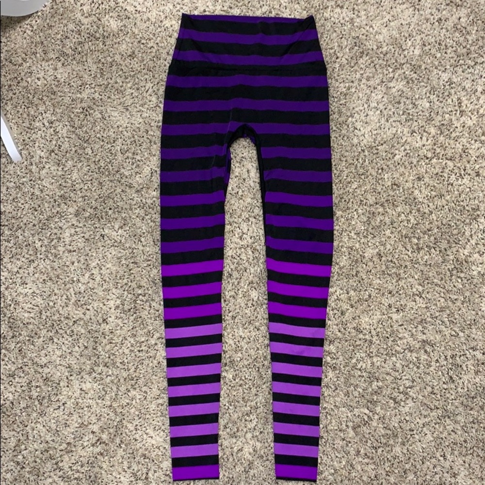 K-Deer purple ombré striped leggings medium